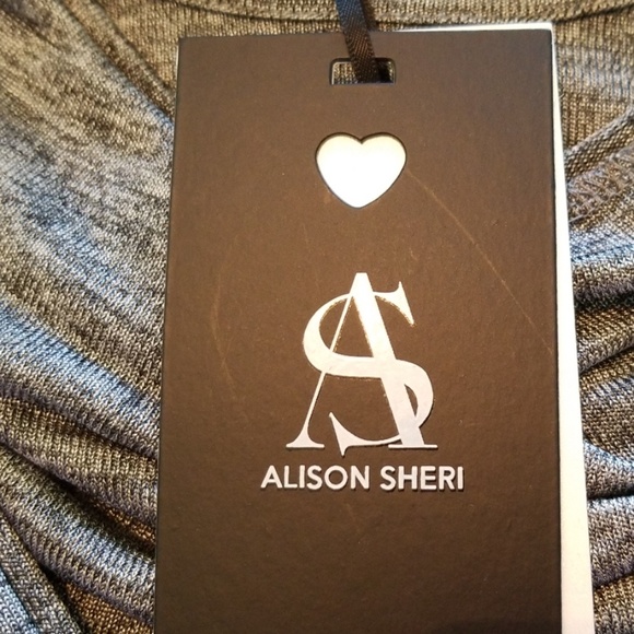 Top - Picture 4 of 6